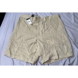 Greg Norman Golf Performance Chino Shorts Men's 40 Brown Stretch Utility Pocket